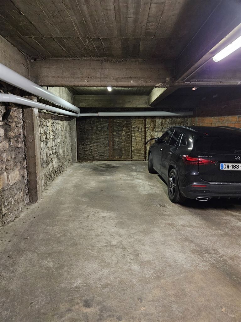 parking en location sur PARIS (75007)