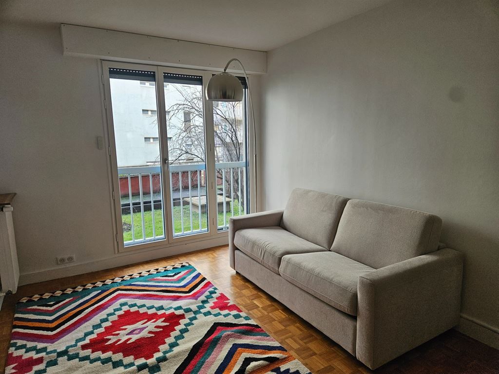 appartement 2 pièces en location sur PARIS (75015)