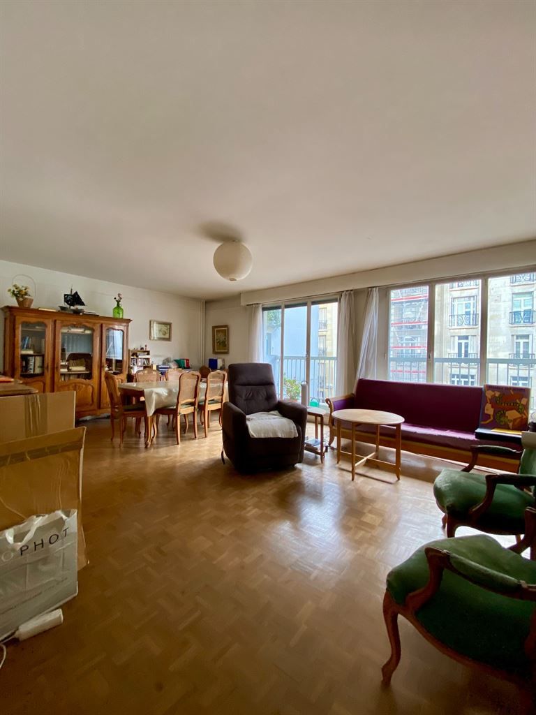 appartement 5 pièces en vente sur PARIS (75015)