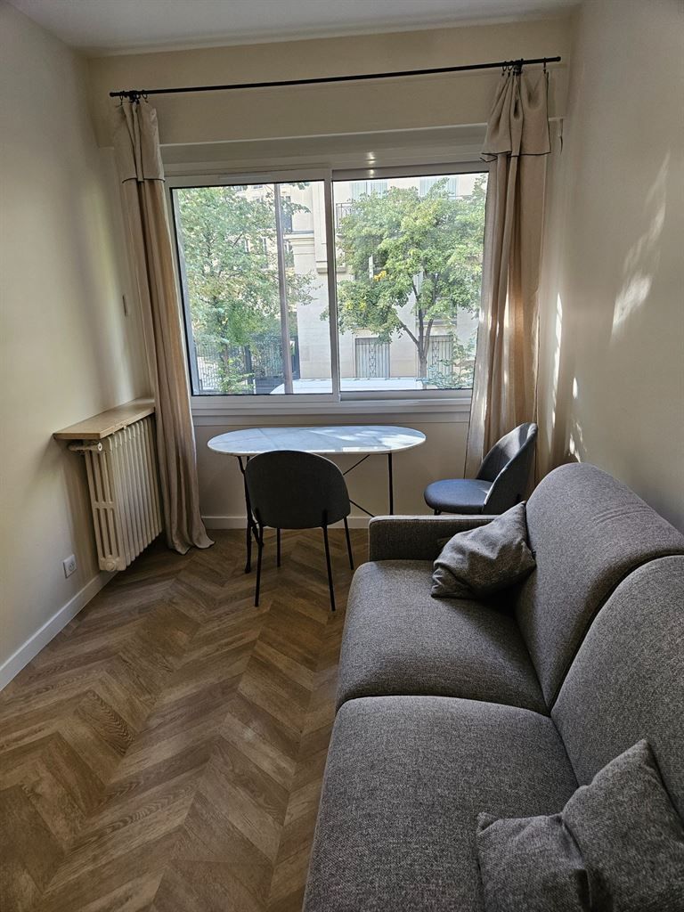 appartement 1 pièce en location sur PARIS (75116)