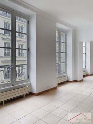 appartement 5 pièces en vente sur PARIS (75003)