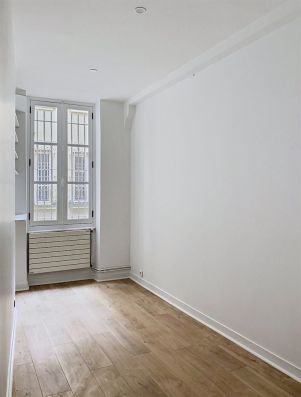 appartement 5 pièces en vente sur PARIS (75003)