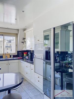 appartement 4 pièces en vente sur PARIS (75116)